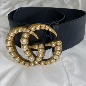 Gucci Black Belt with Gold Pearl GG Buckle